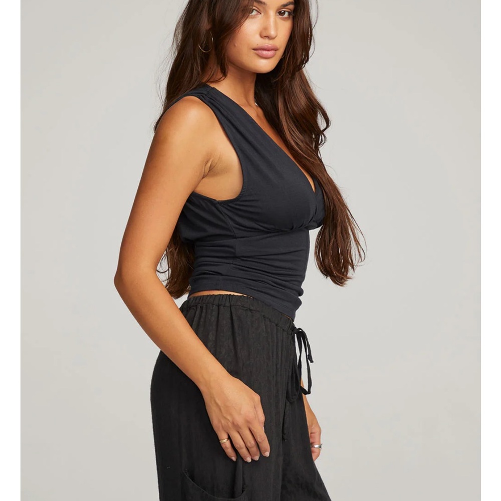 Chaser Black Rodeo Tank - Picture 2 of 6
